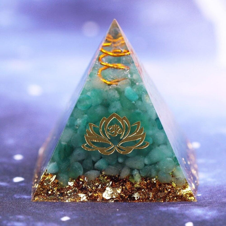 EMF Green Aventurine Stone Orgone Pyramid