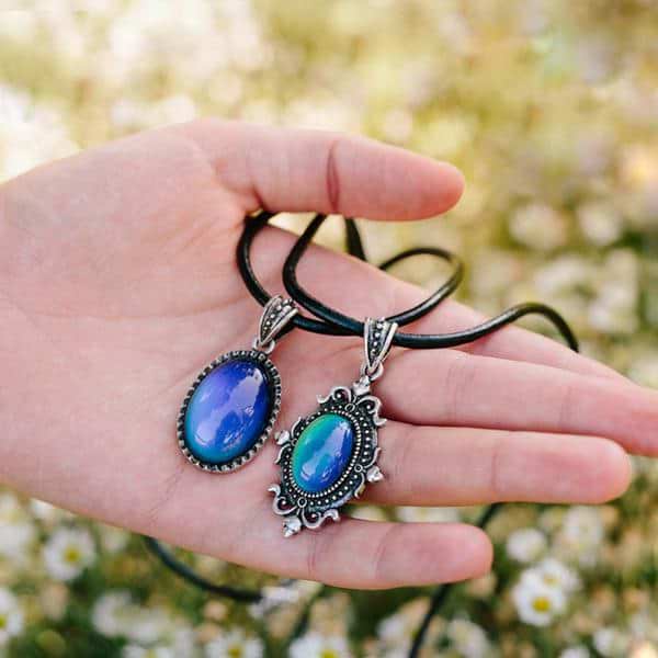 Aura Mood Necklace