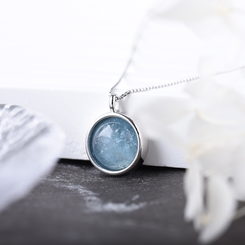 Classy Aquamarine Stone Pendant