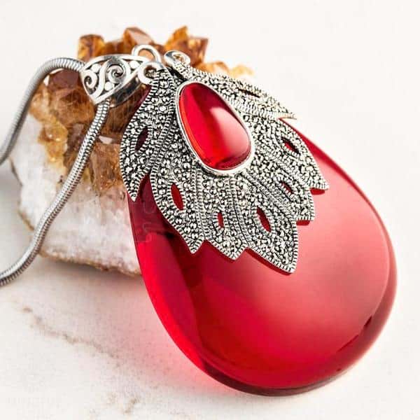 Bridging Natural Garnet Necklace