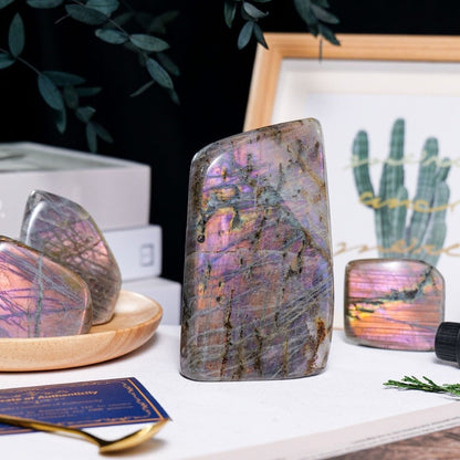 Purple Flash Labradorite Stones